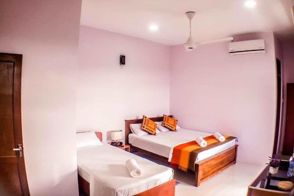 Saru Holiday Apartment - Upto 6 Guests Kandy Exterior photo